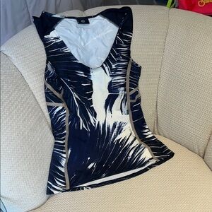 Bogner Navy and White Patterned Tank Top